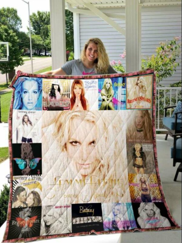 Britney Spears Singles Quilt Blanket